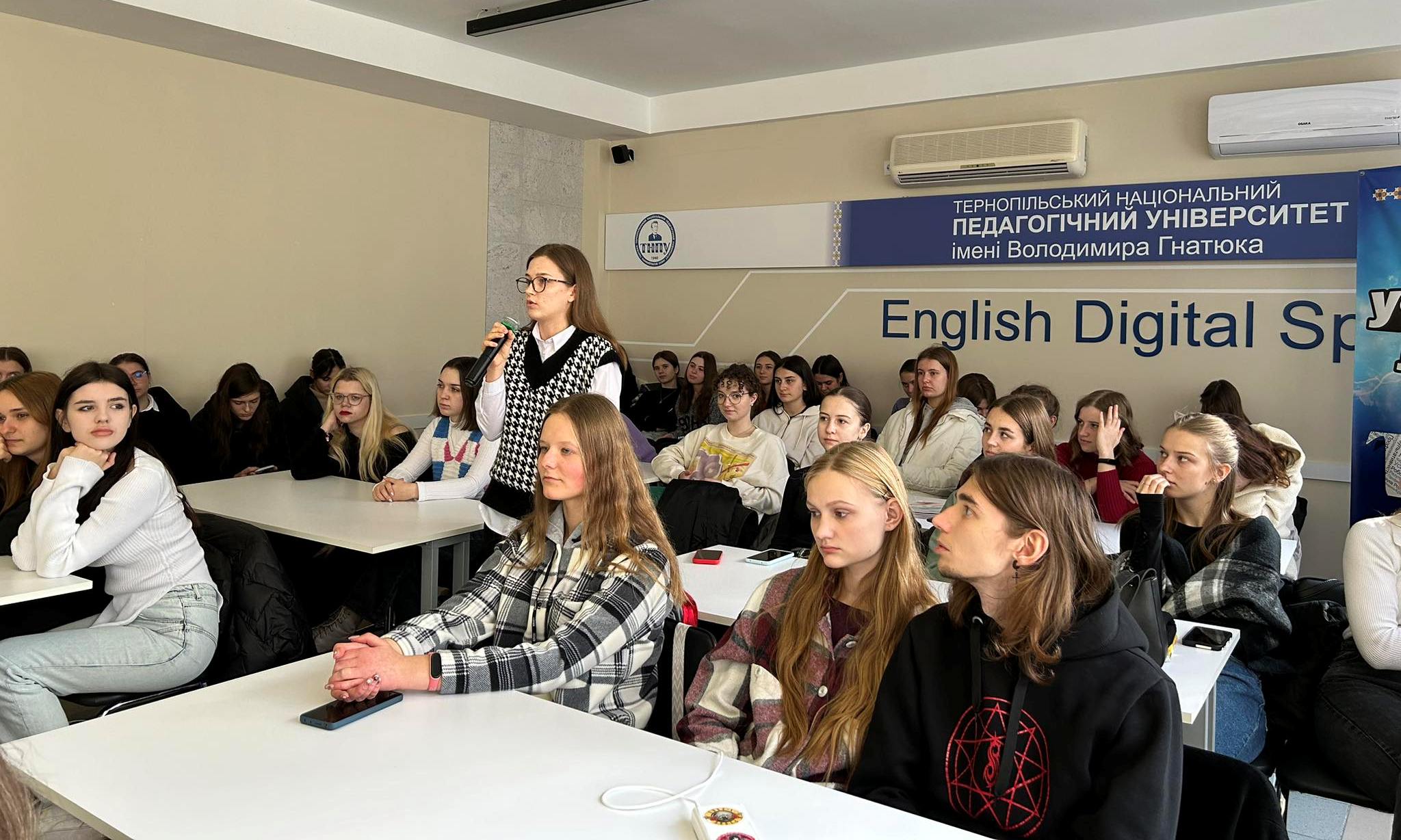 Магістрантка факультету філології і журналістики Вікторія Гураль